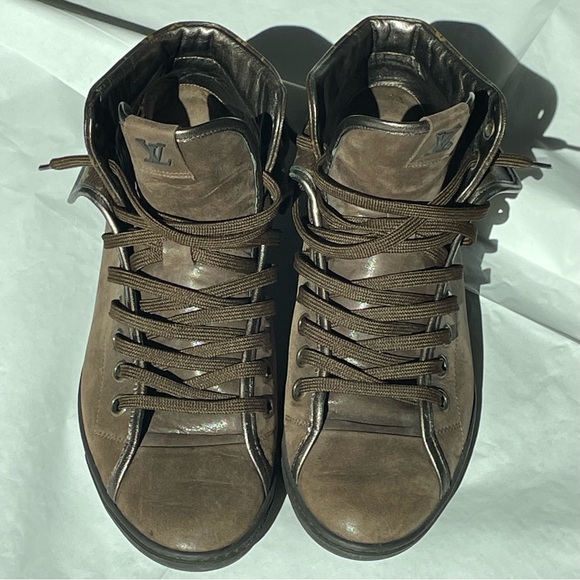 LOUIS VUITTON - FOLD OVER - Picture 8 of 14